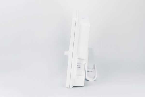 Patient Monitor with Optional CO2 Monitoring BT-770 - Image 4