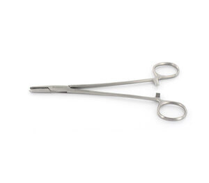 Mayo Hegar Needle Holder Reusable 14cm (1)